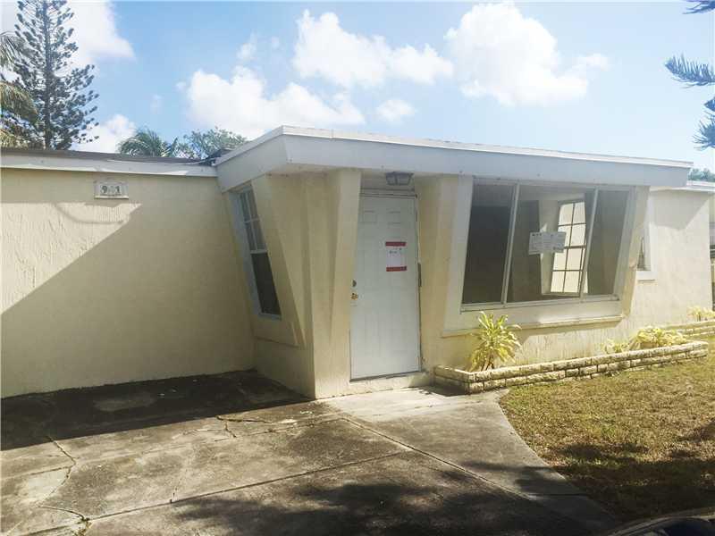 Single family home featuring 2 bedrooms, 1 bathroom + Den.  Spacious living area, dinning room and large backyard. For Availability and Bidding visit Hud Home Store. Deadline to bid is daily at midnight. Reference case # 095-020766. Property is being sold  AS-IS.