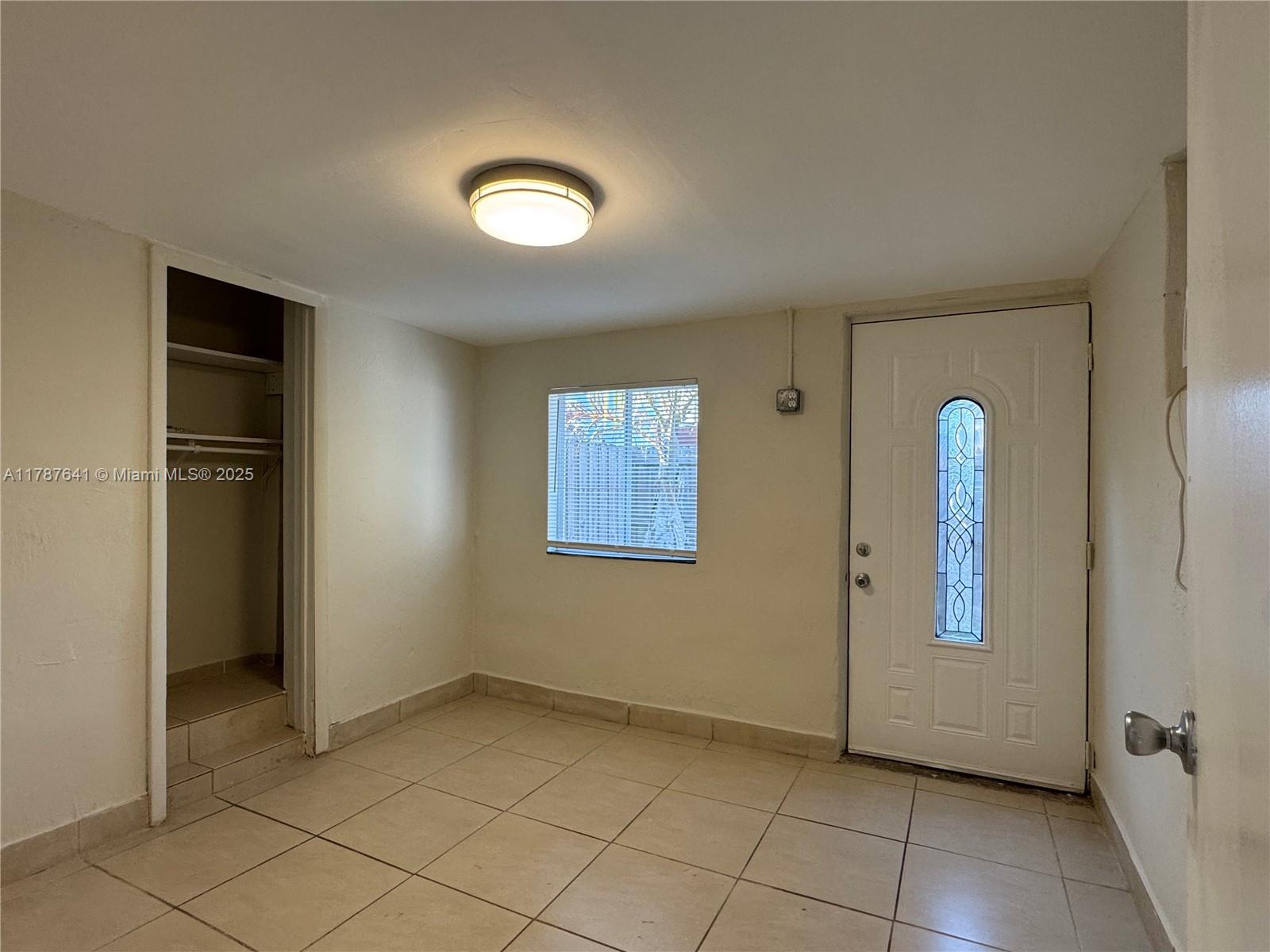 EVANSTON HEIGHTS - Residential Lease