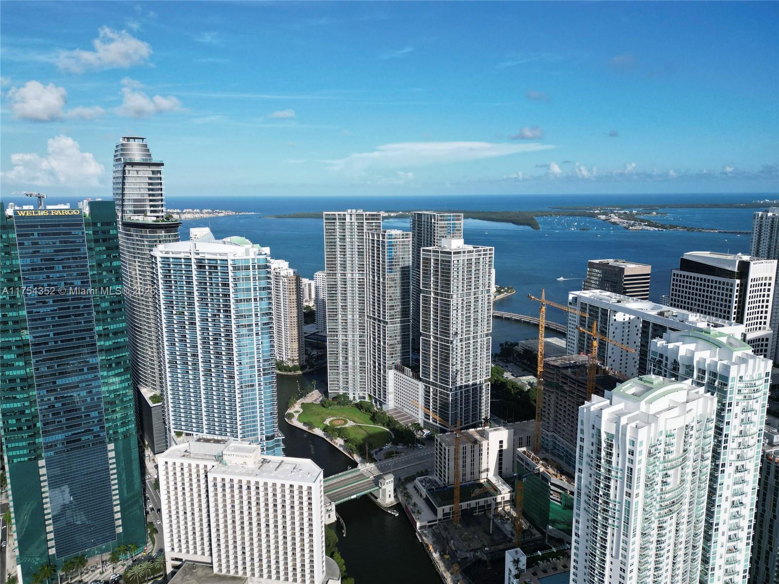 ICON BRICKELL CONDO NO 3 - Residential