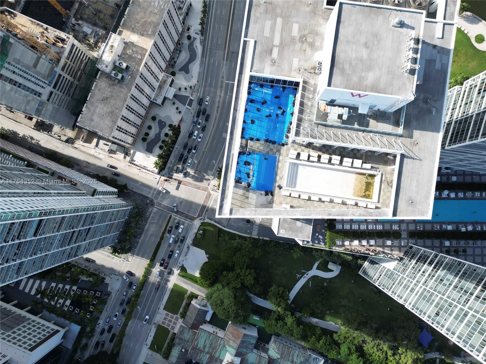 ICON BRICKELL CONDO NO 3 - Residential