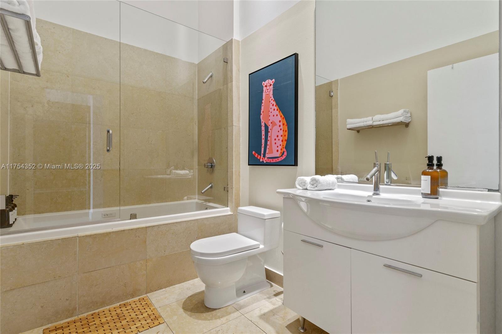 ICON BRICKELL CONDO NO 3 - Residential