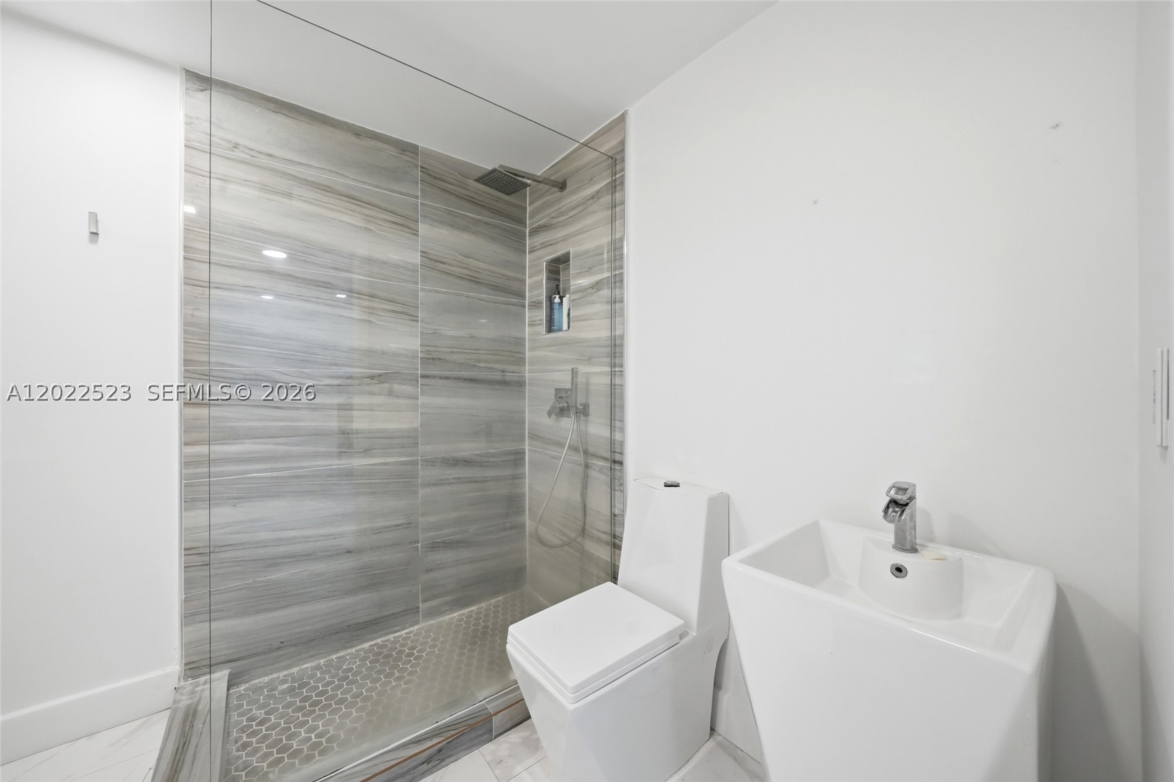 NORTHPOINTE AT THE CALIF - Residential