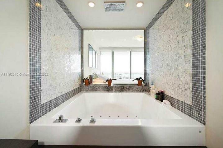 EPIC WEST CONDO - Residential Lease