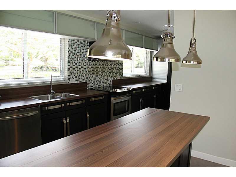 OAKRIDGE ESTS SEC 3 - Residential Lease