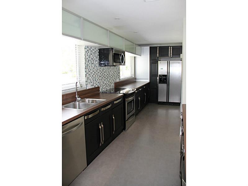 OAKRIDGE ESTS SEC 3 - Residential Lease
