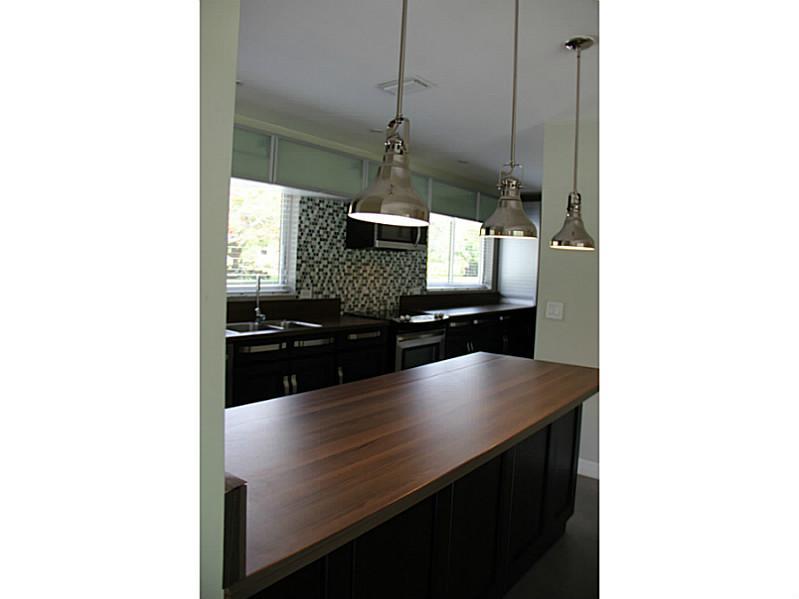 OAKRIDGE ESTS SEC 3 - Residential Lease