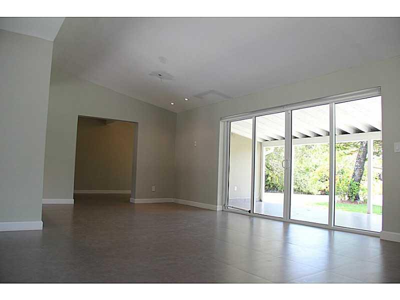 OAKRIDGE ESTS SEC 3 - Residential Lease