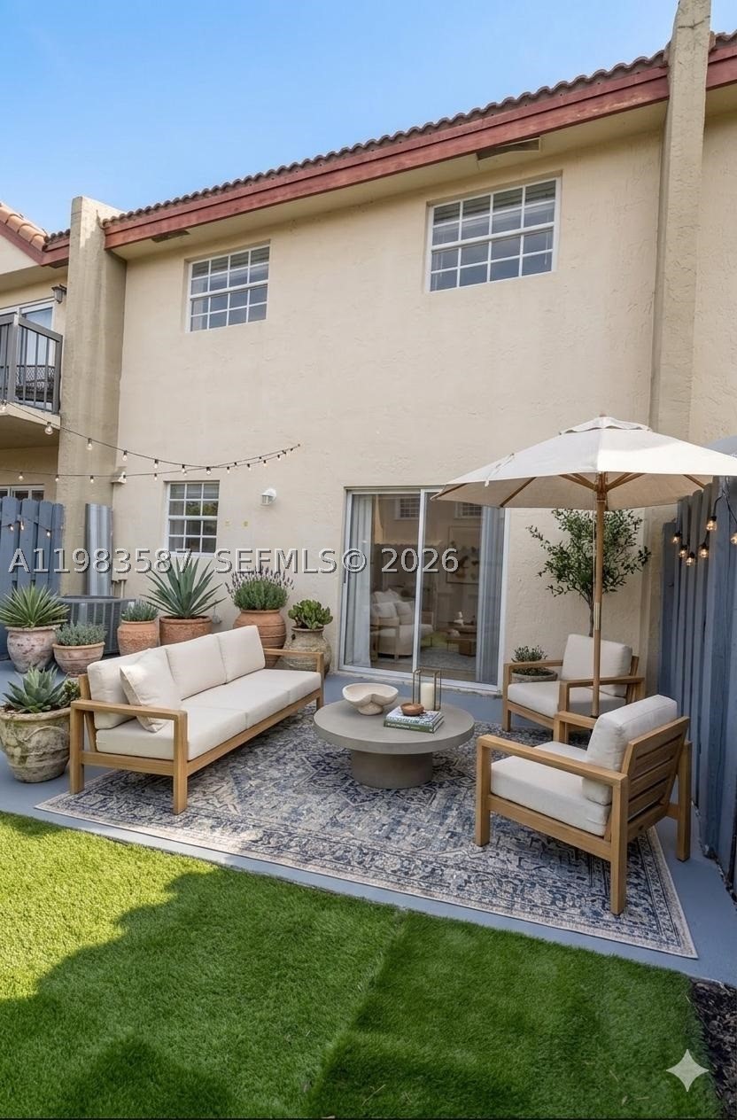 TERRA LAKE VILLAS CONDO - Residential