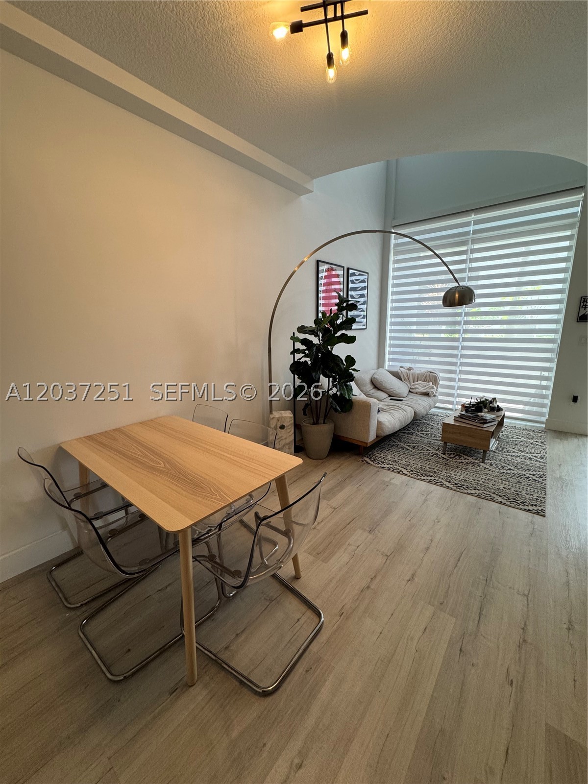 LOFTS AT MAYFAIR CONDO - Residential Lease