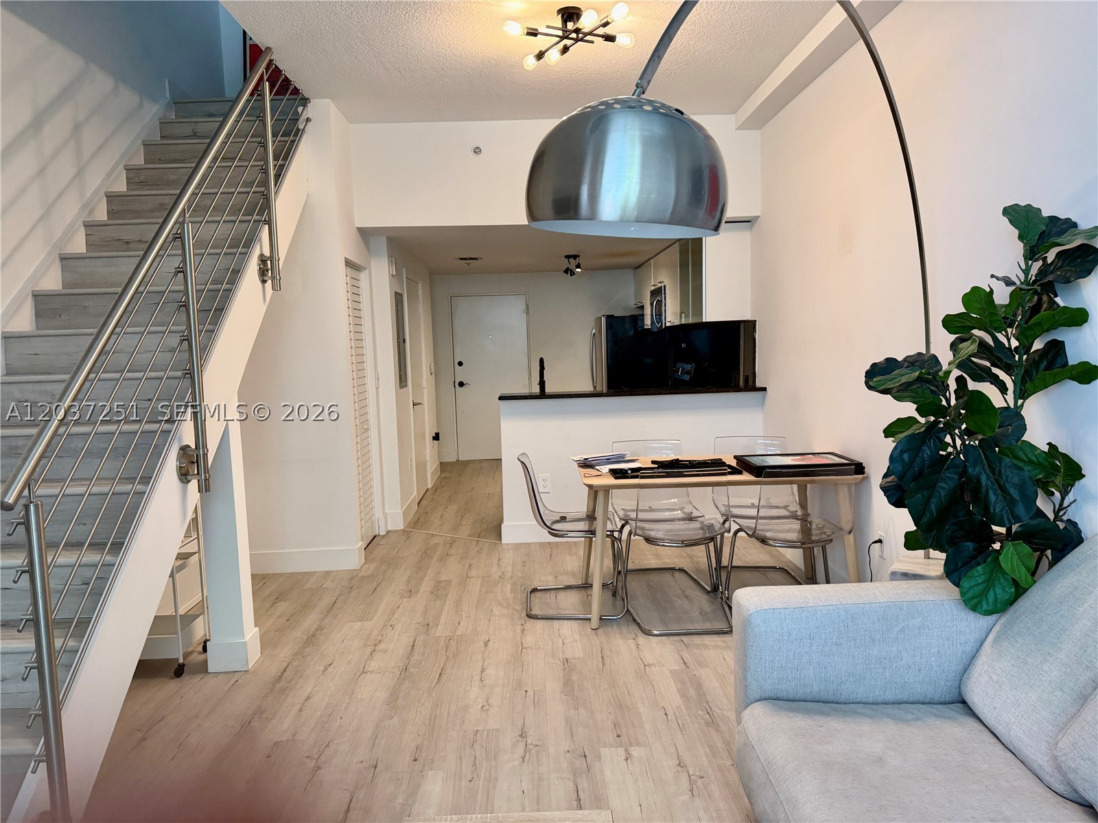 LOFTS AT MAYFAIR CONDO - Residential Lease