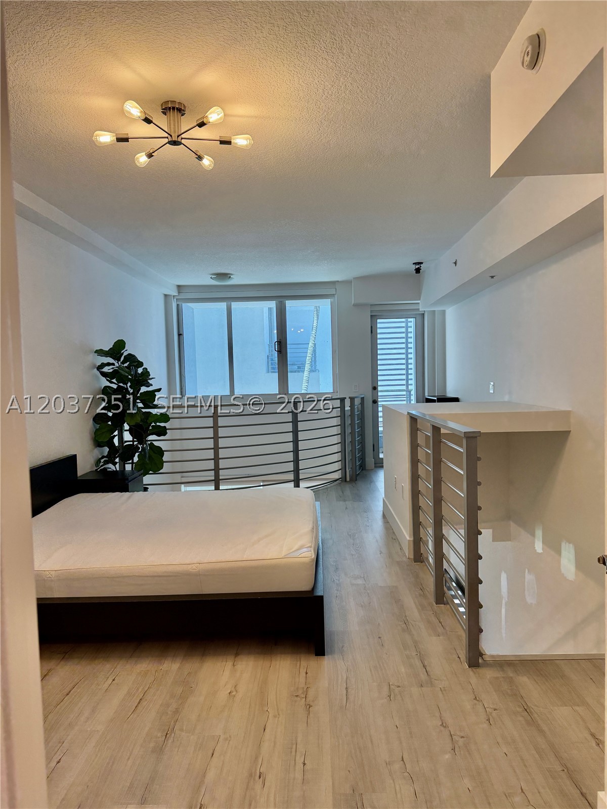 LOFTS AT MAYFAIR CONDO - Residential Lease