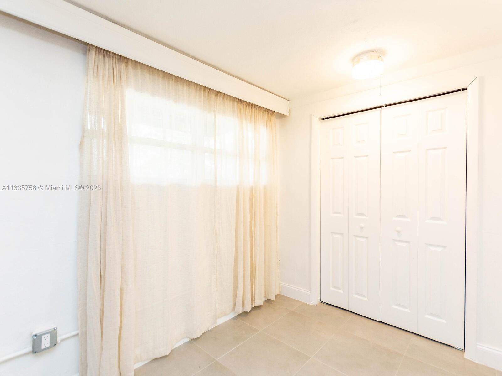 IDEAL HOMES NO 6 - Residential Lease
