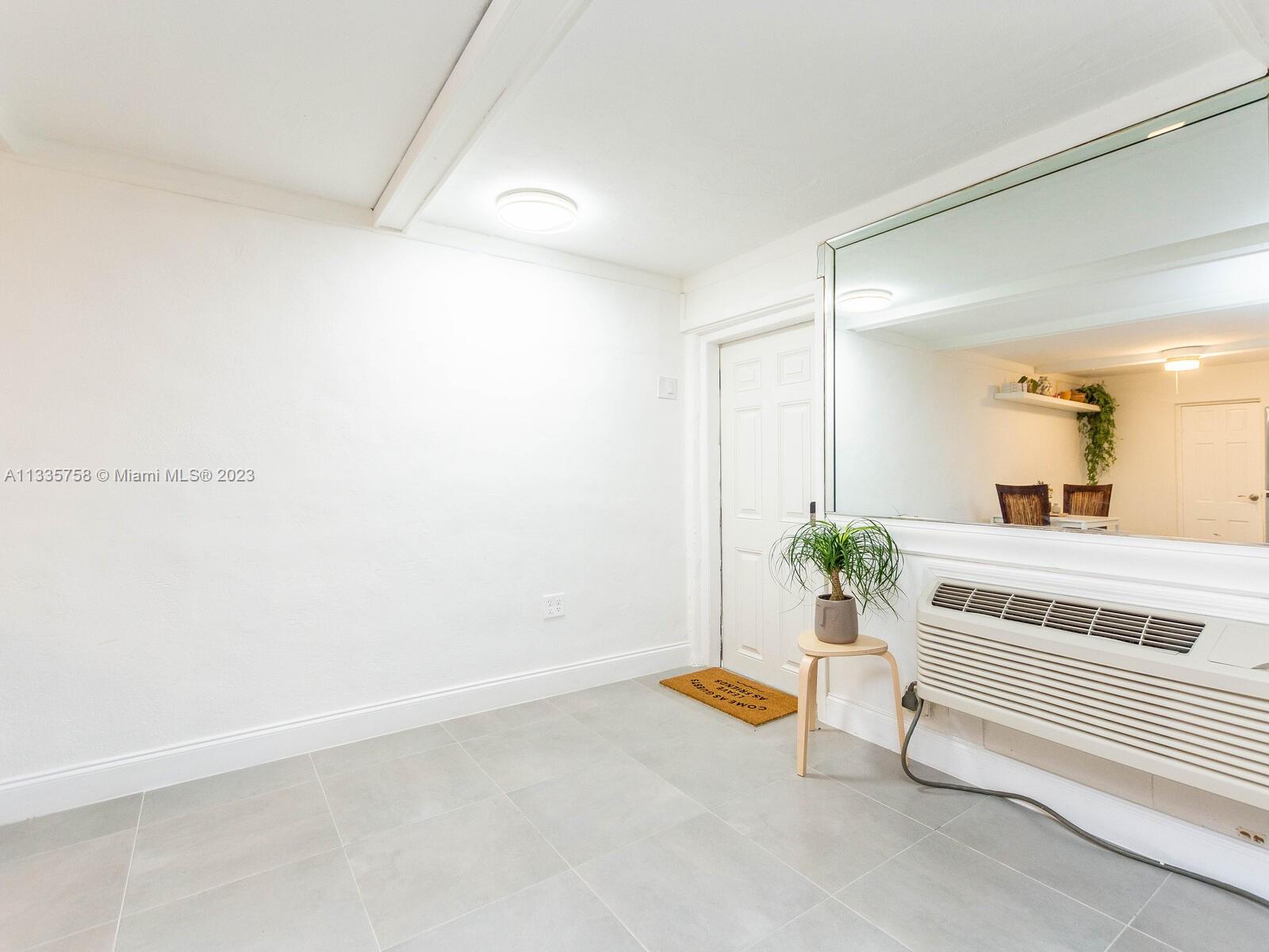 IDEAL HOMES NO 6 - Residential Lease
