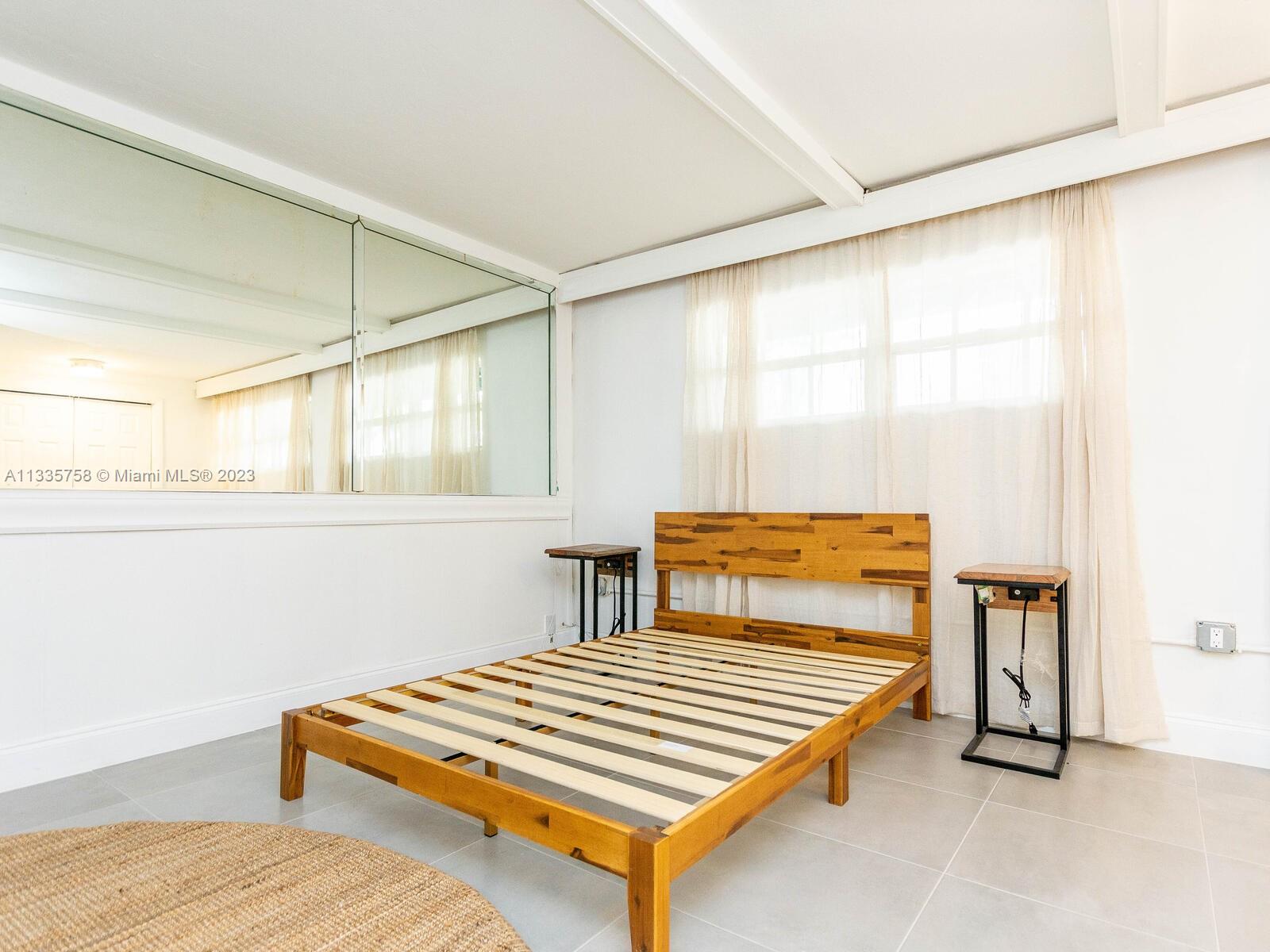 IDEAL HOMES NO 6 - Residential Lease