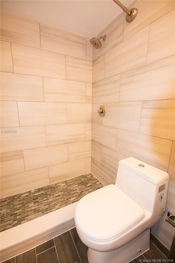 Chateau Lar Terrace Condo - Residential Lease