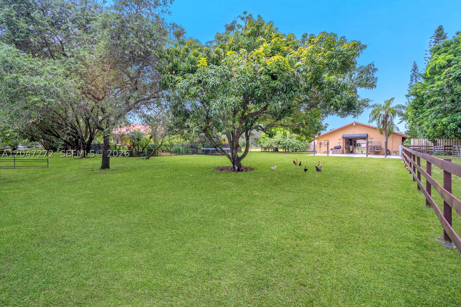 ROLLING OAKS - Residential
