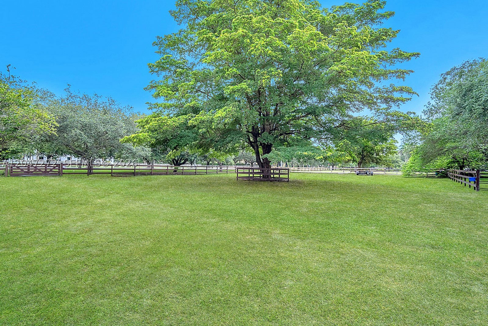 ROLLING OAKS - Residential