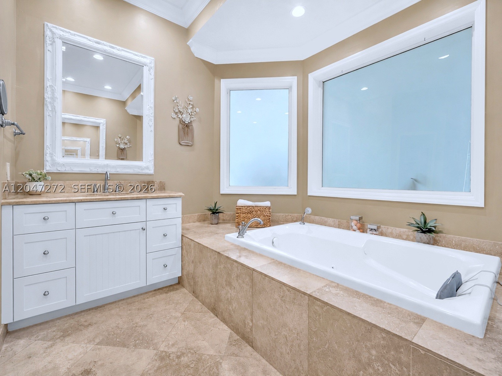 ROLLING OAKS - Residential