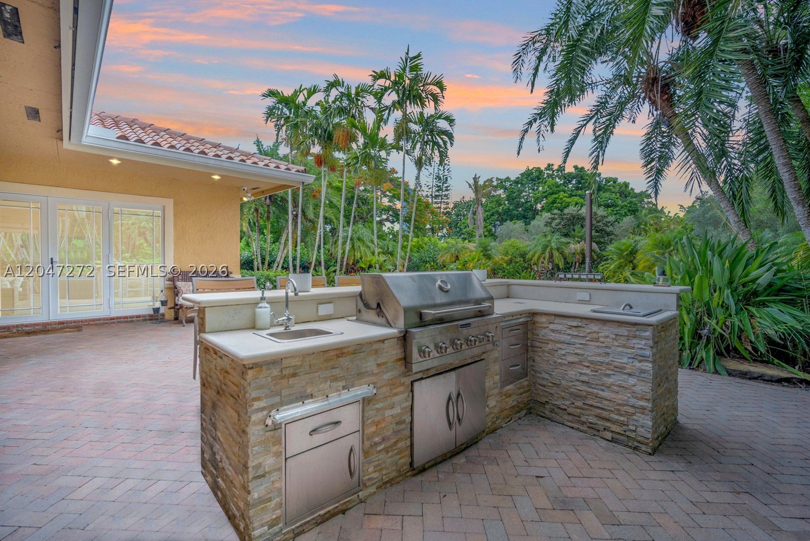 ROLLING OAKS - Residential