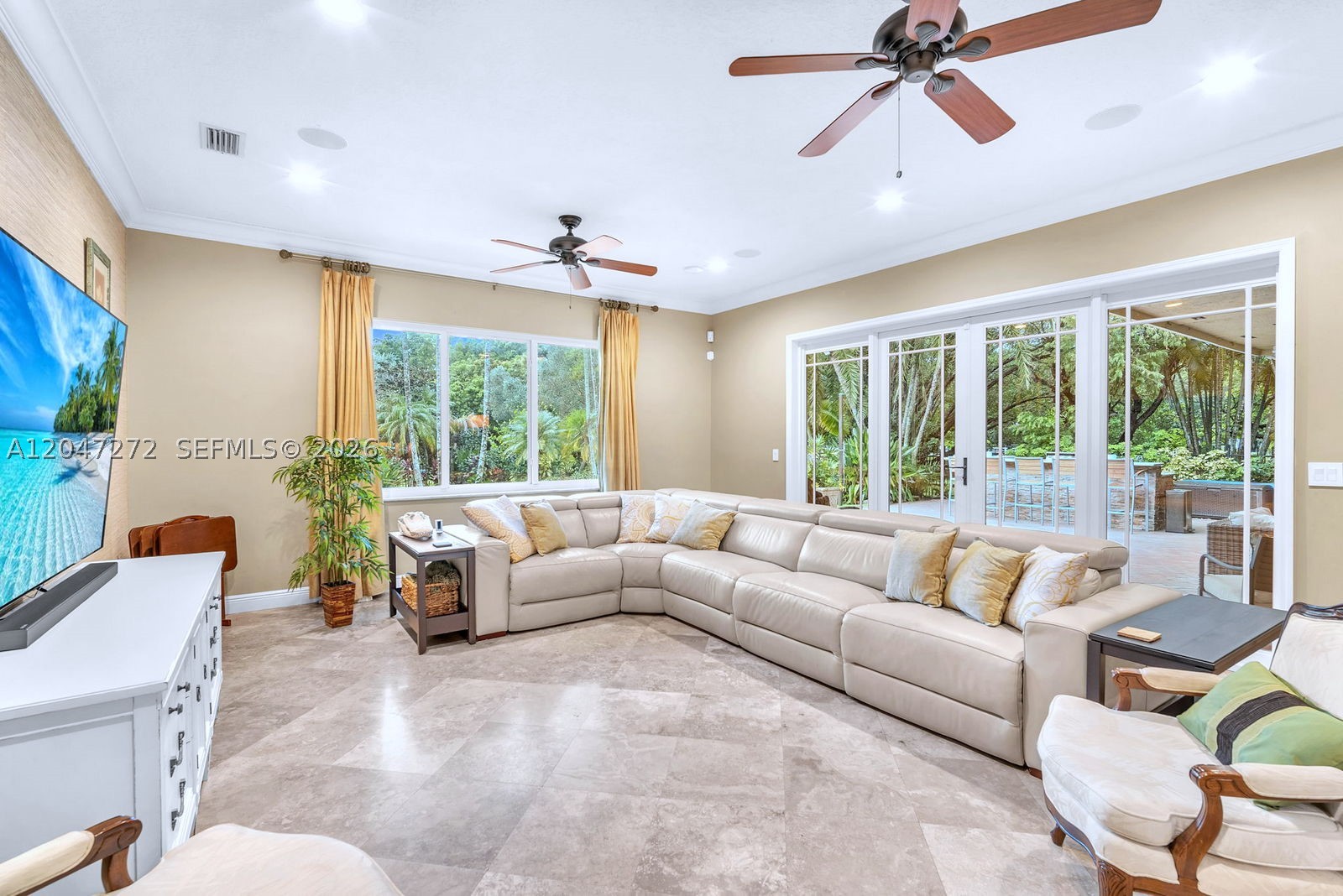 ROLLING OAKS - Residential