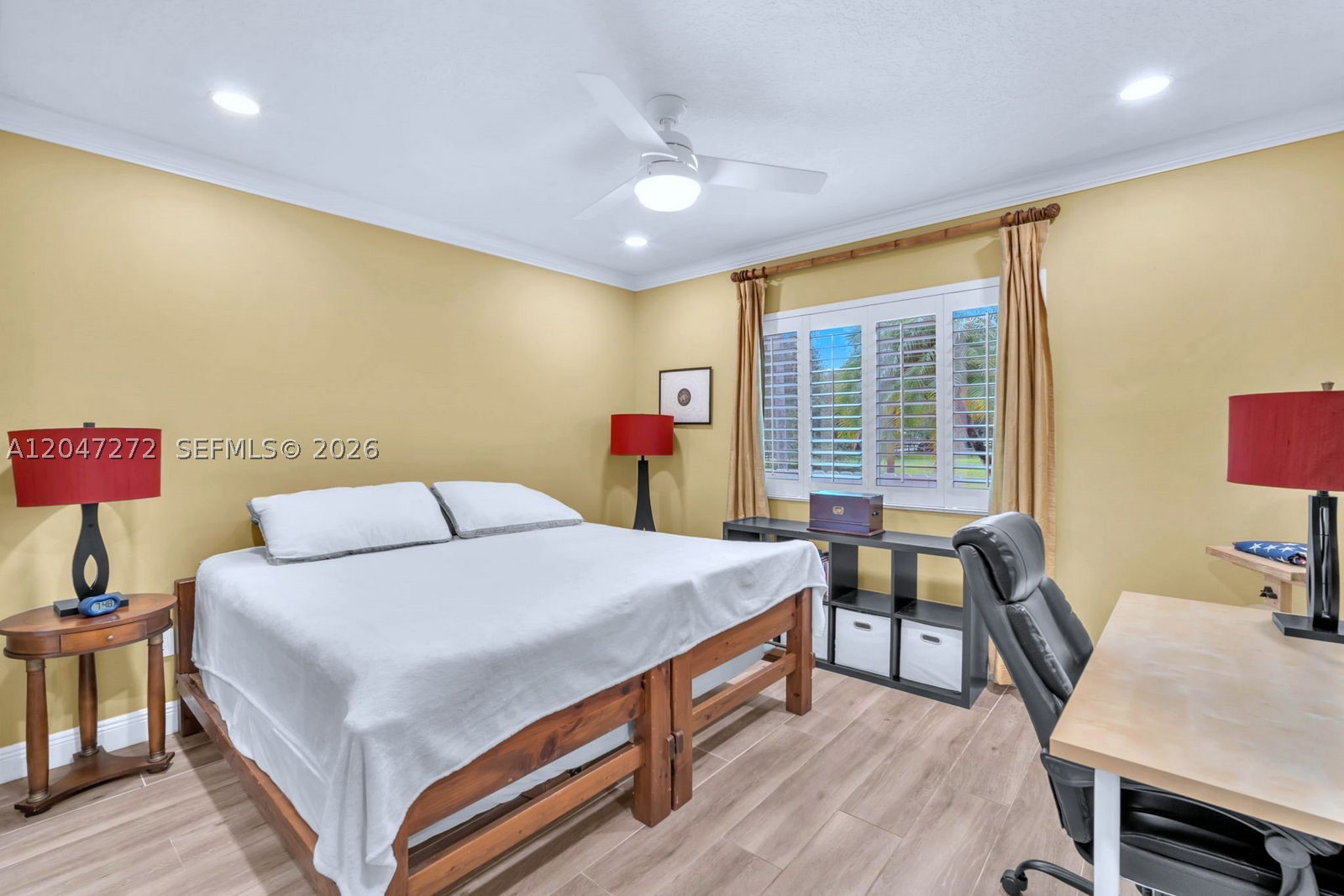 ROLLING OAKS - Residential