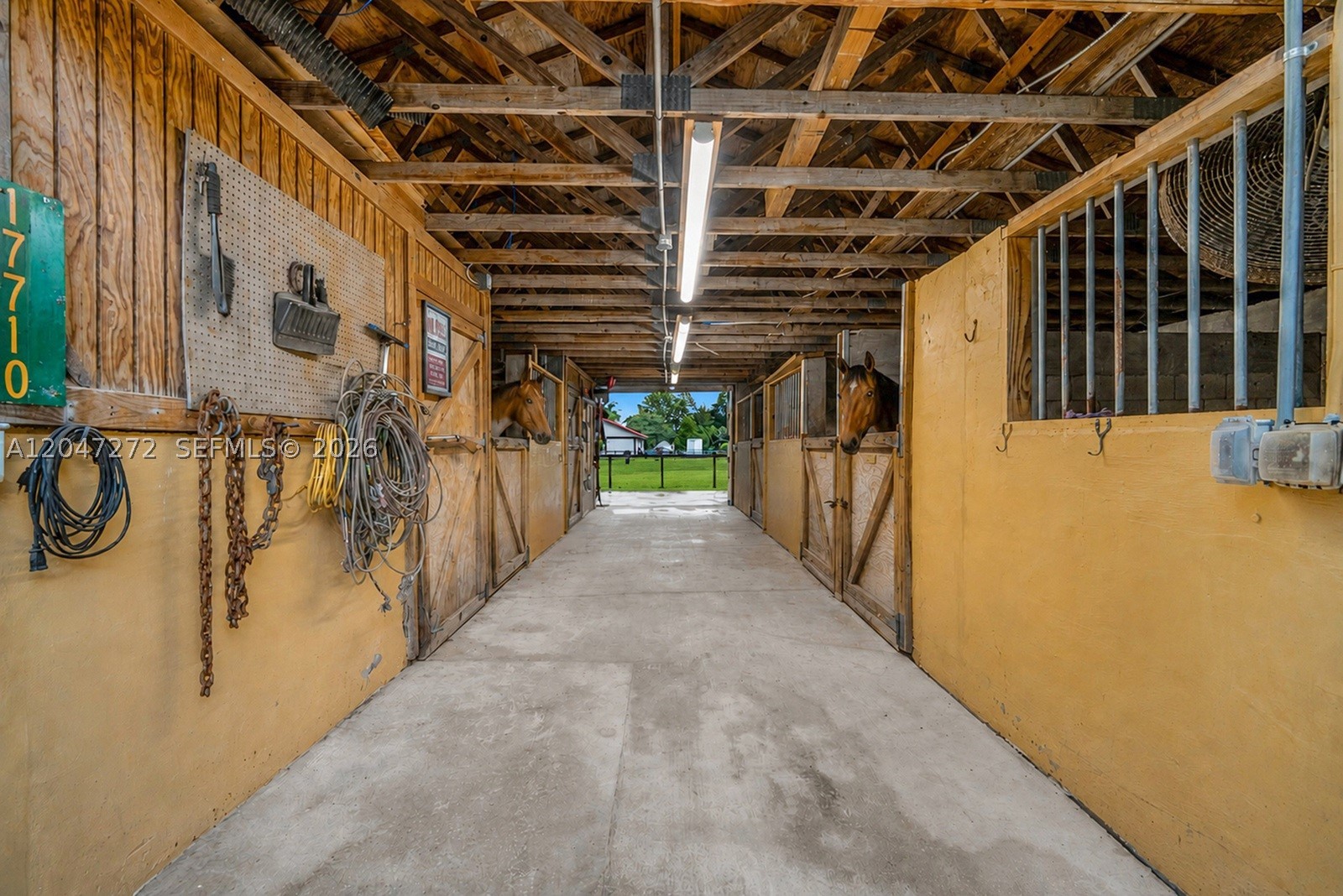 ROLLING OAKS - Residential