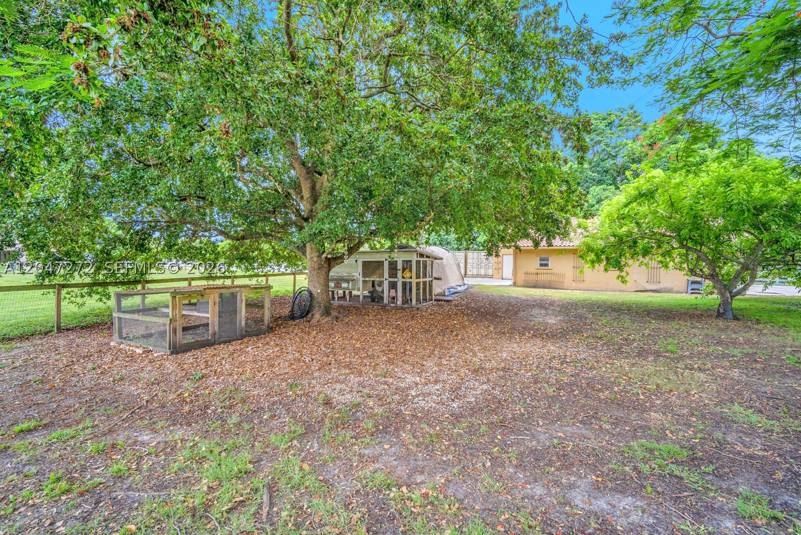 ROLLING OAKS - Residential