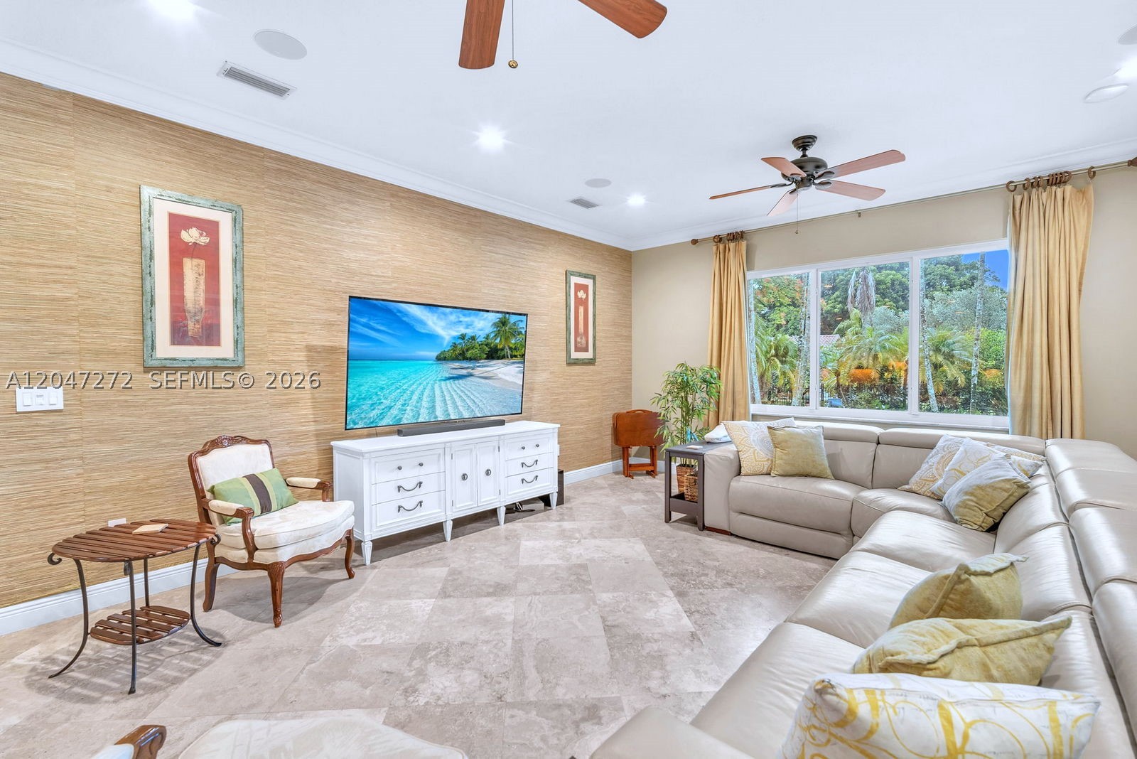 ROLLING OAKS - Residential