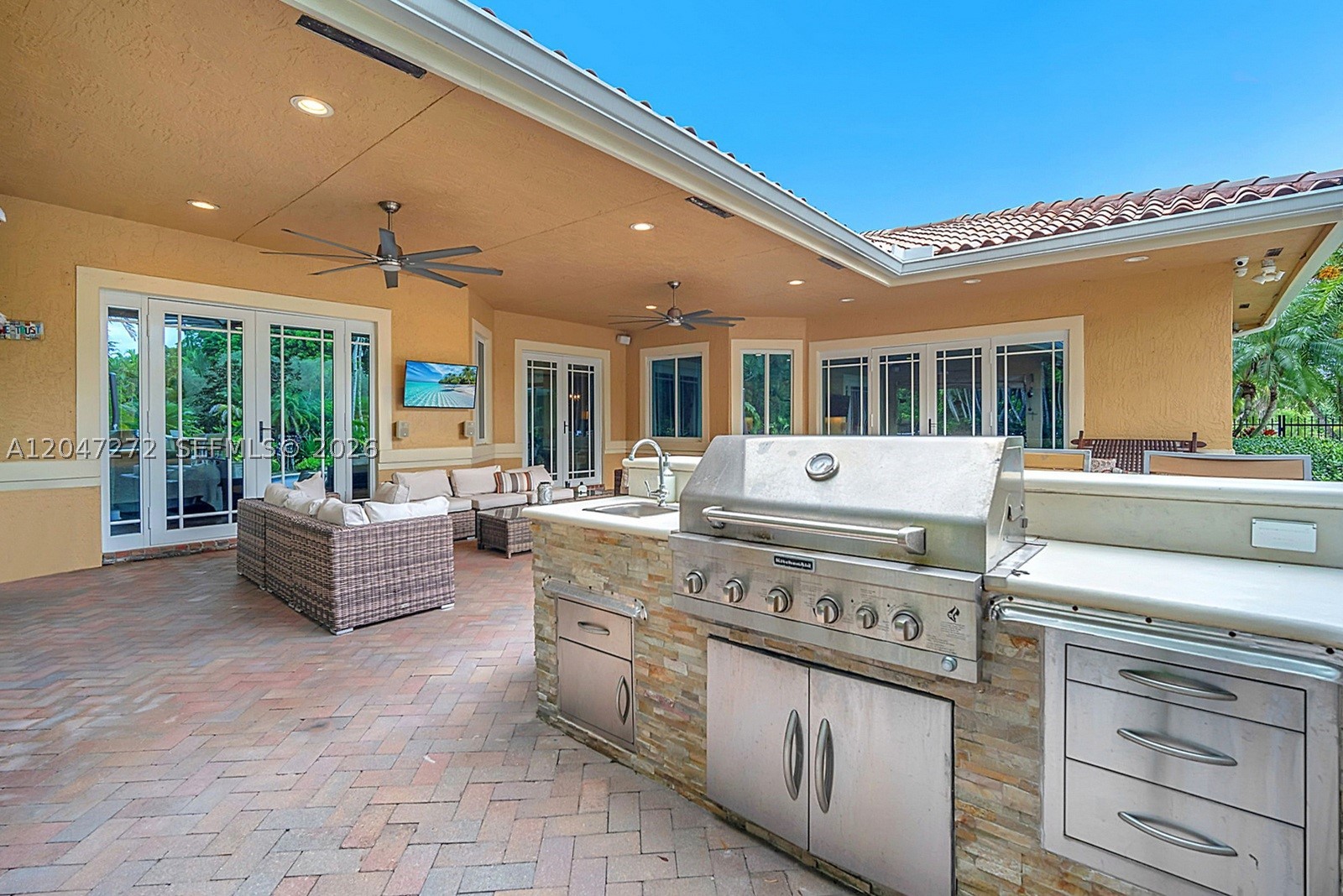 ROLLING OAKS - Residential