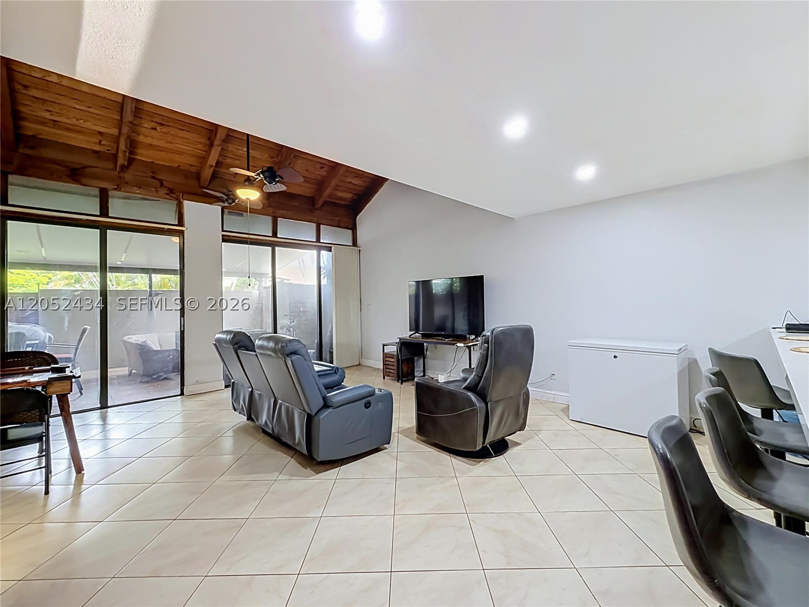 EVERGLADES SUGAR & LAND CO - Residential
