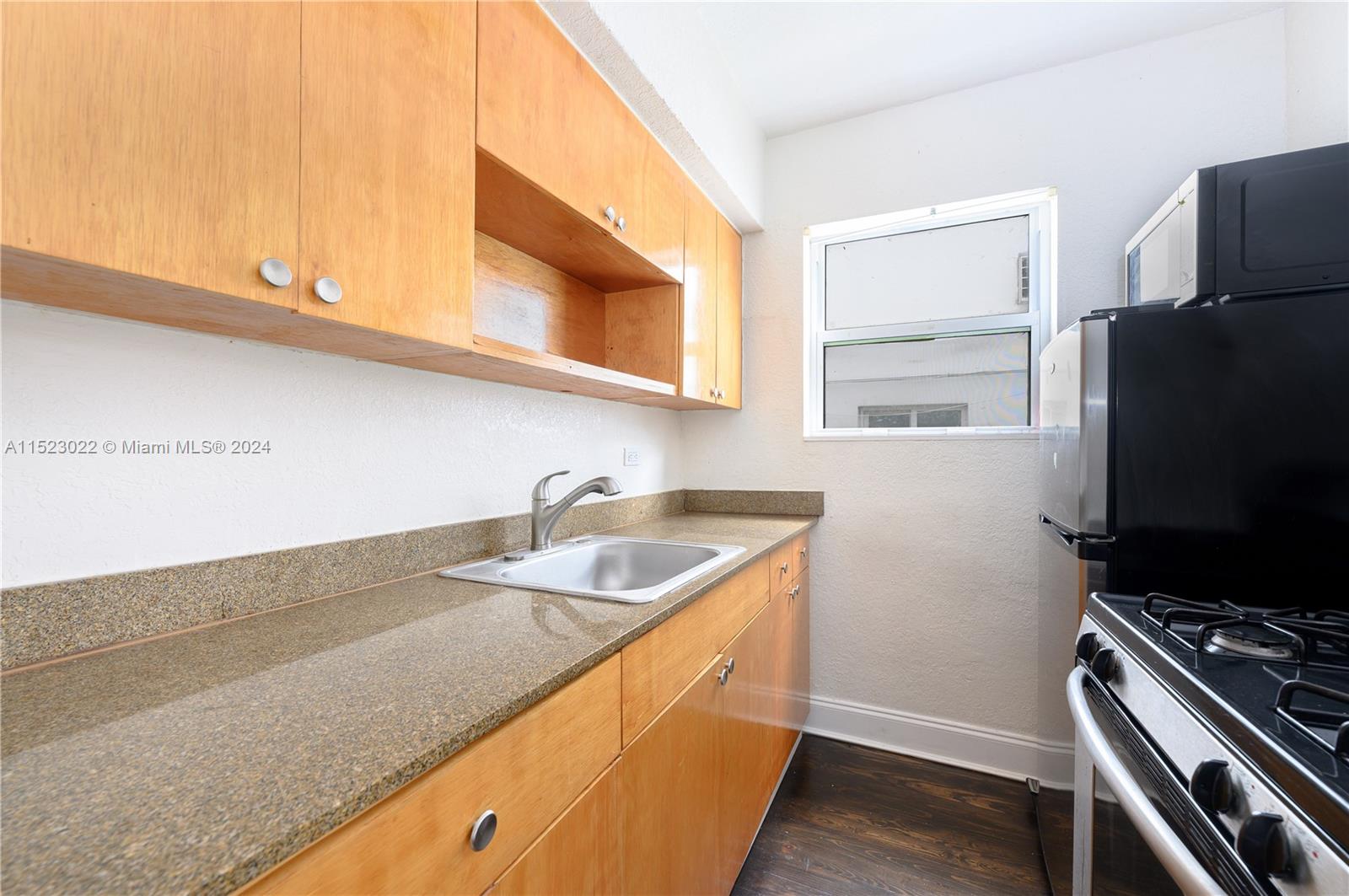 HARDING AVENUE CONDO - Residential Lease