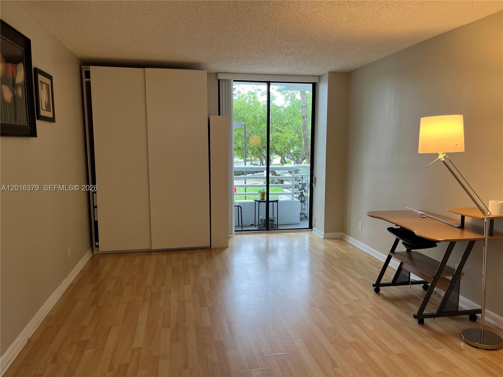 PARC CENTRAL AVENTURA EAS - Residential
