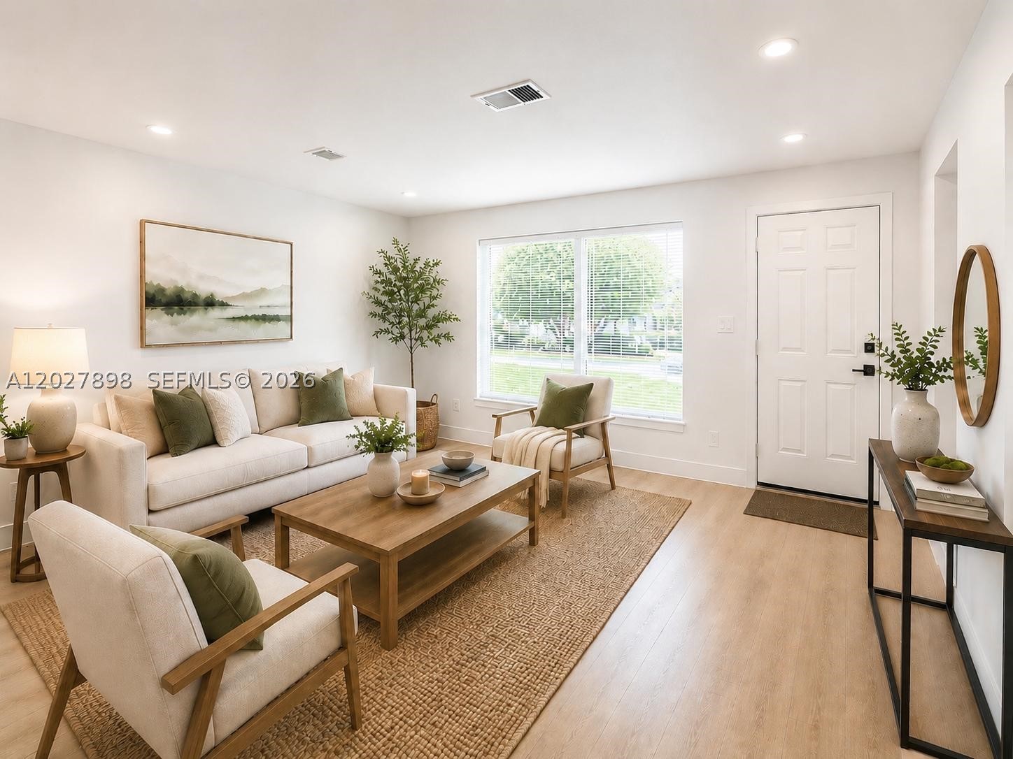ROYAL PALMS PARK - Residential