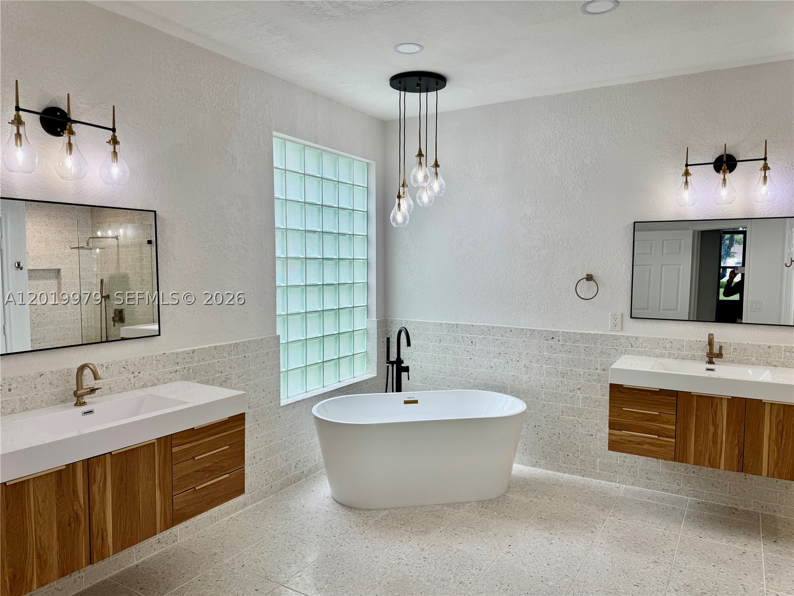 Bay Pointe Weston Hills - Residential Lease