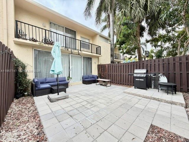 VENETIAN PARK - Residential