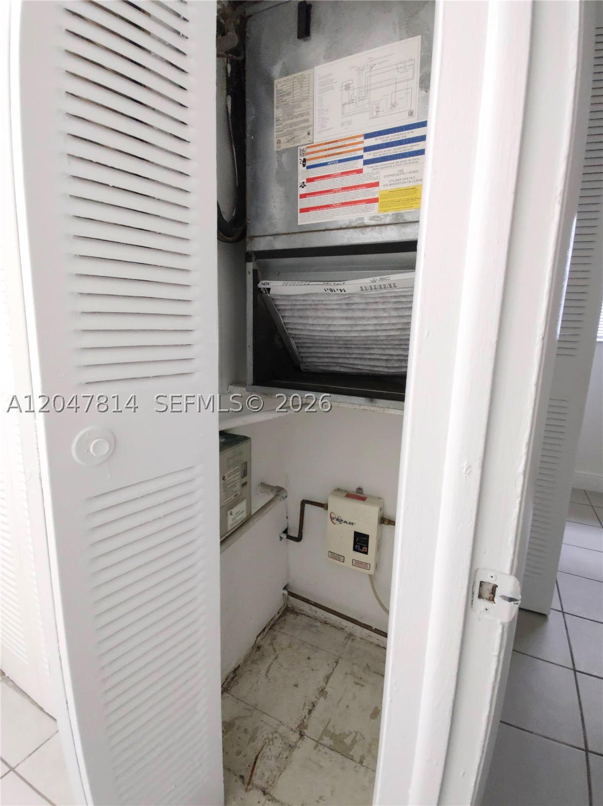 BELLA LUNA CONDO - Residential Lease