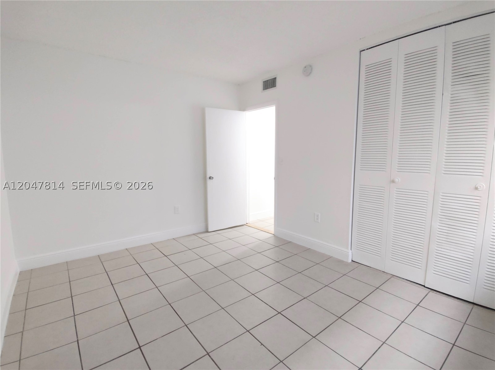 BELLA LUNA CONDO - Residential Lease