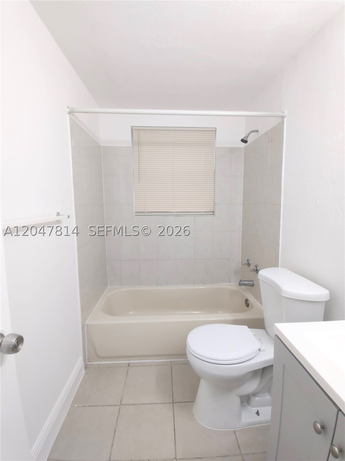 BELLA LUNA CONDO - Residential Lease