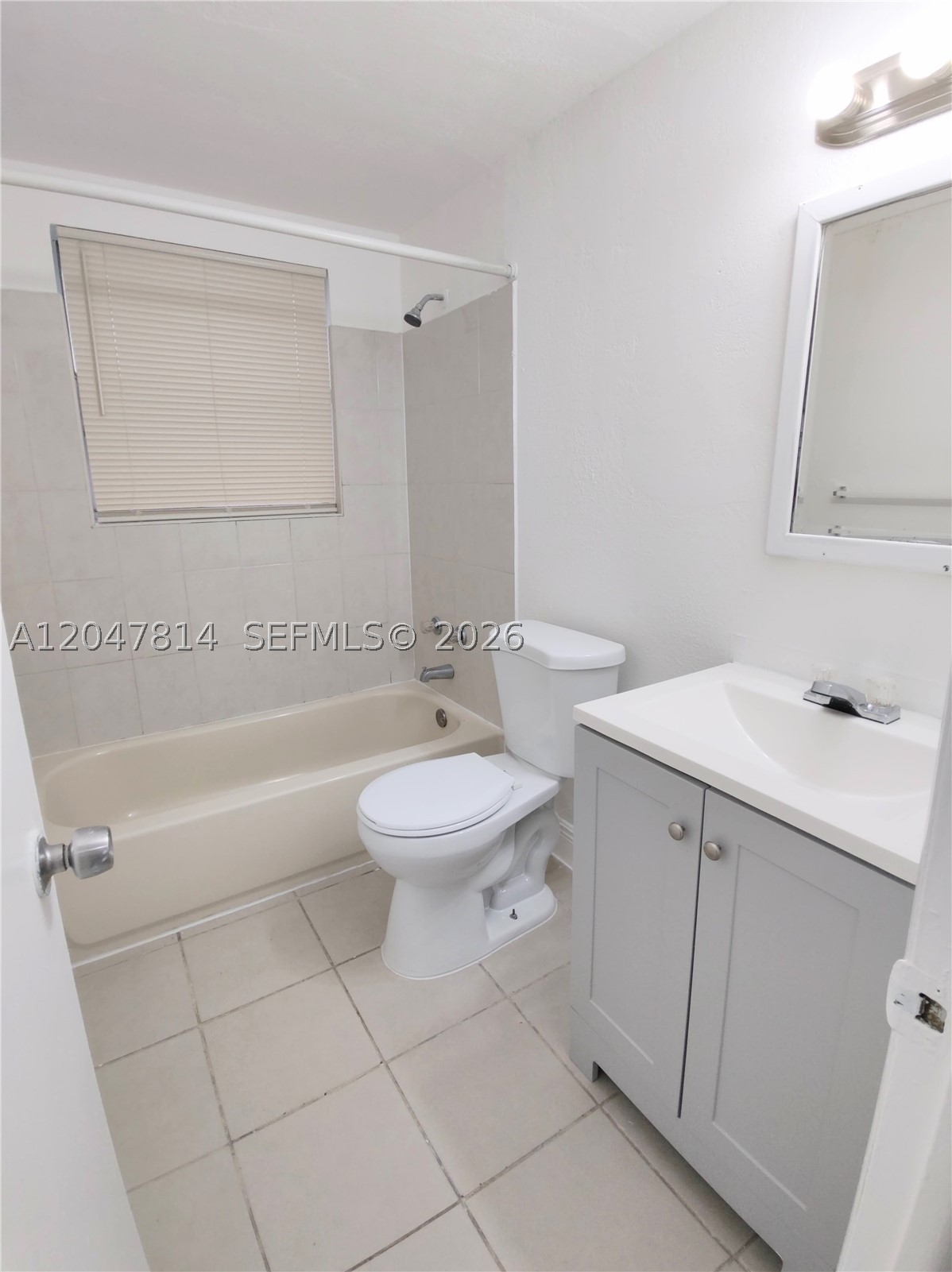 BELLA LUNA CONDO - Residential Lease