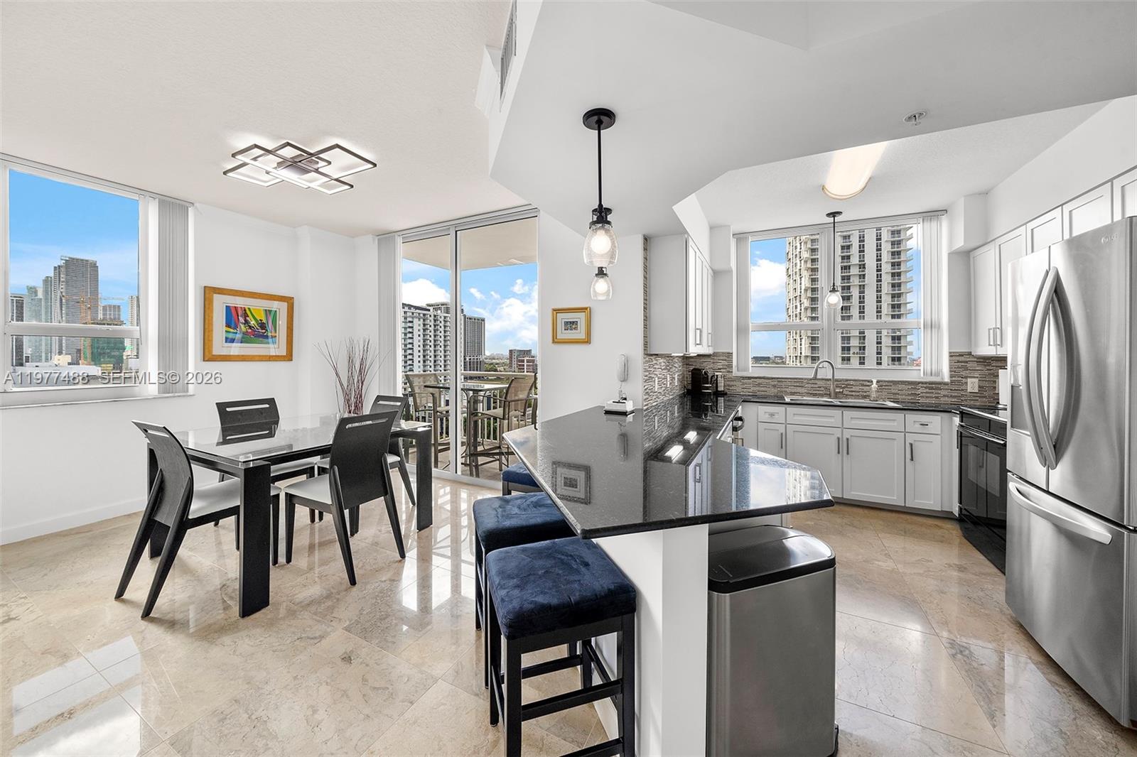CITE CONDO - Residential