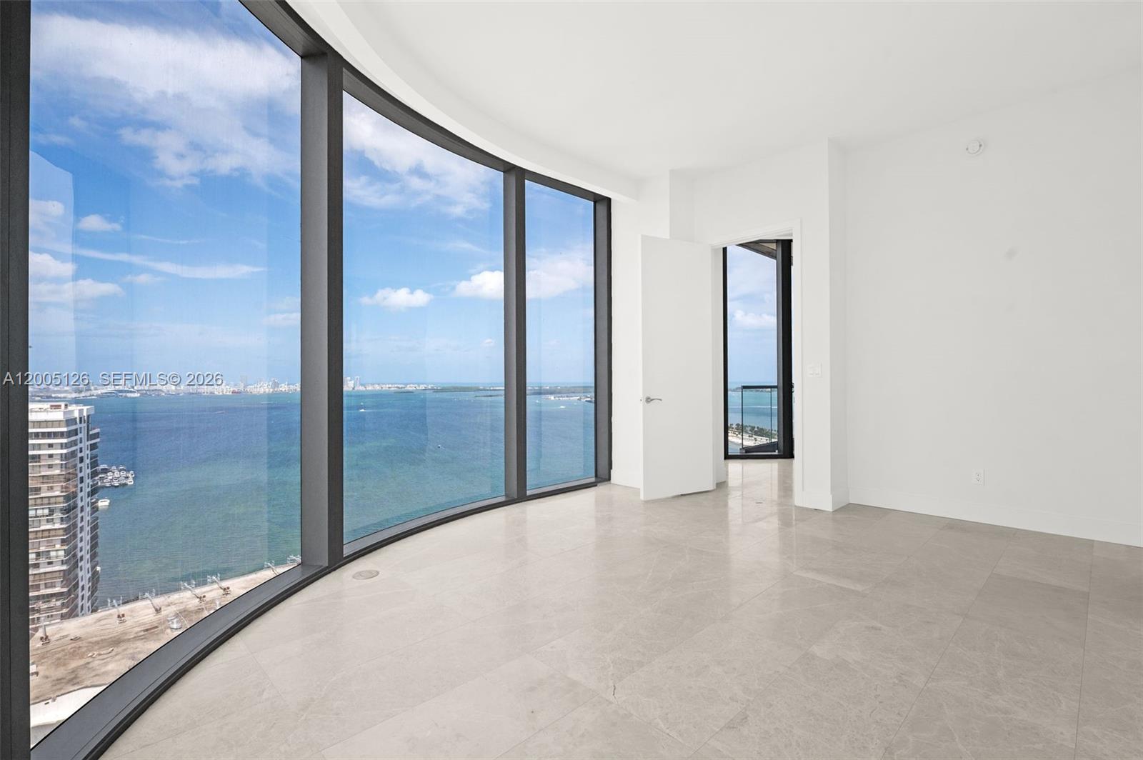 UNA RESIDENCES - Residential