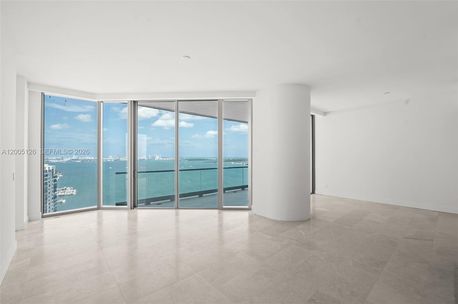 UNA RESIDENCES - Residential