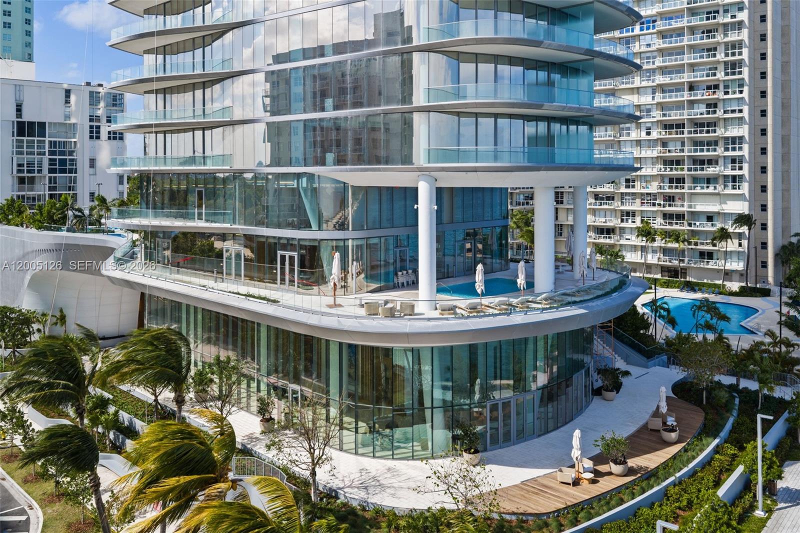 UNA RESIDENCES - Residential