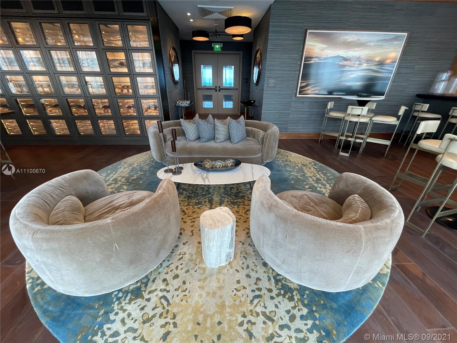 SUNNY ISLES BEACH - Residential