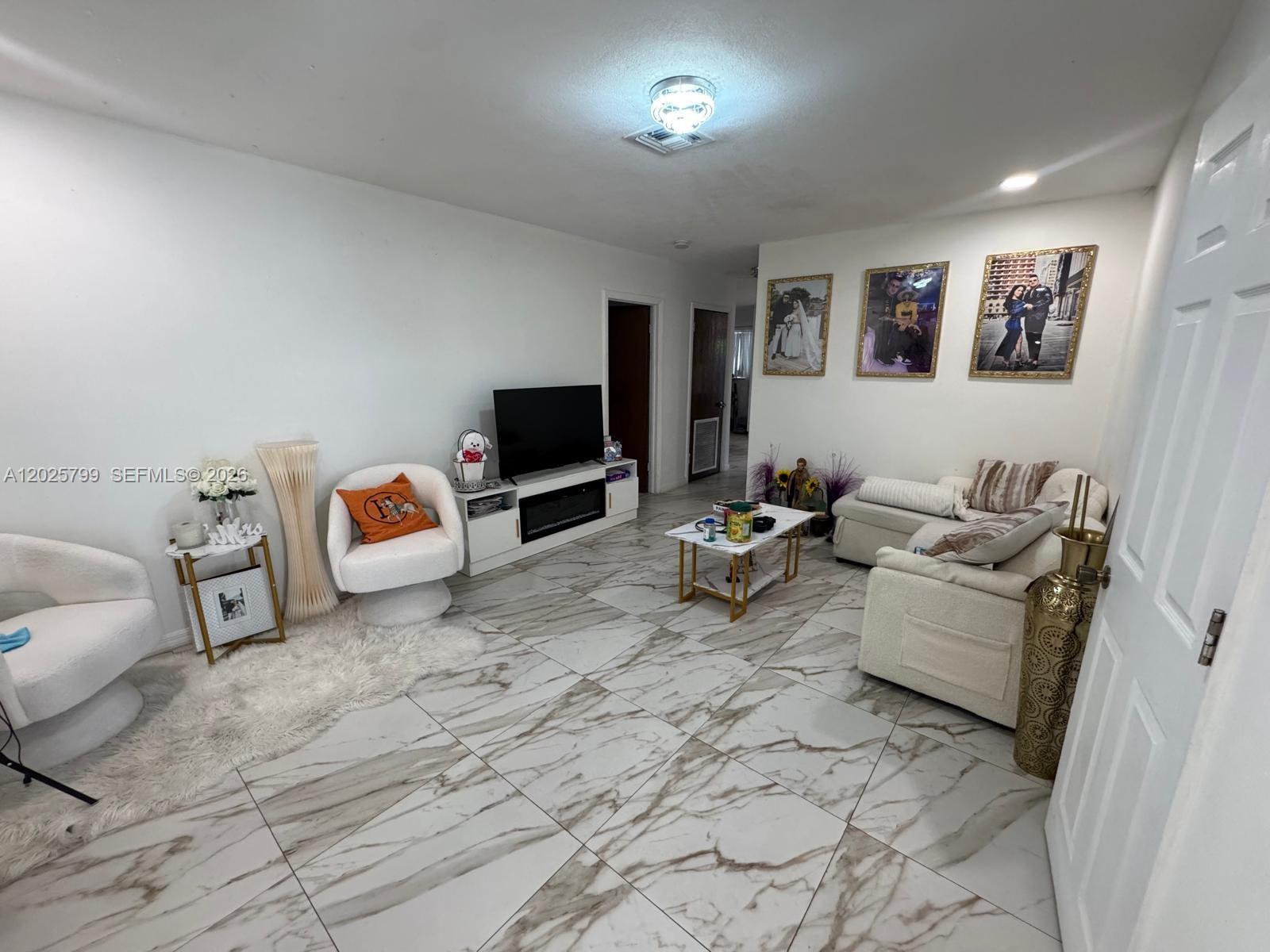 HOLLYWOOD BEACH GARDENS - Residential Income
