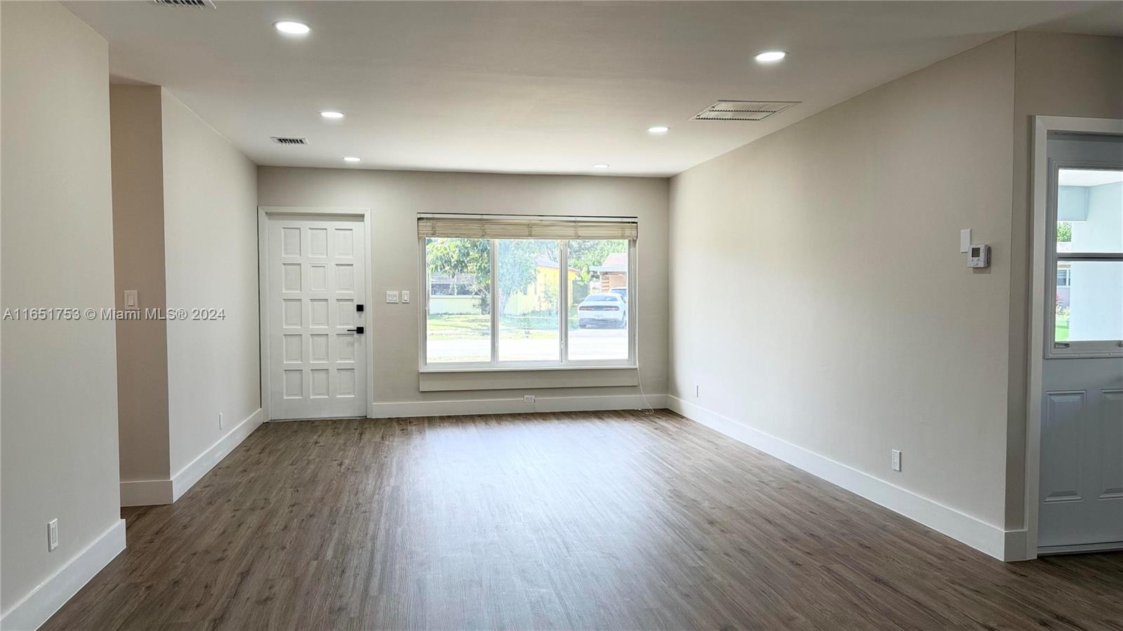 HILLMONT MIDDLE RIVER VIS - Residential Lease