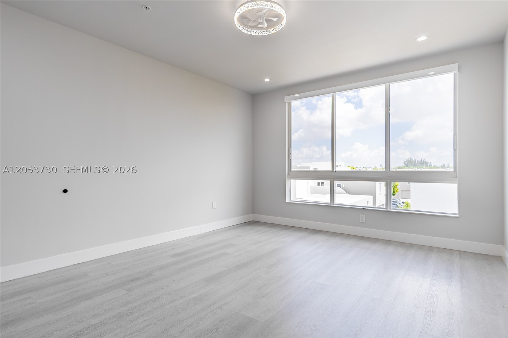 LANDMARK AT DORAL - Residential