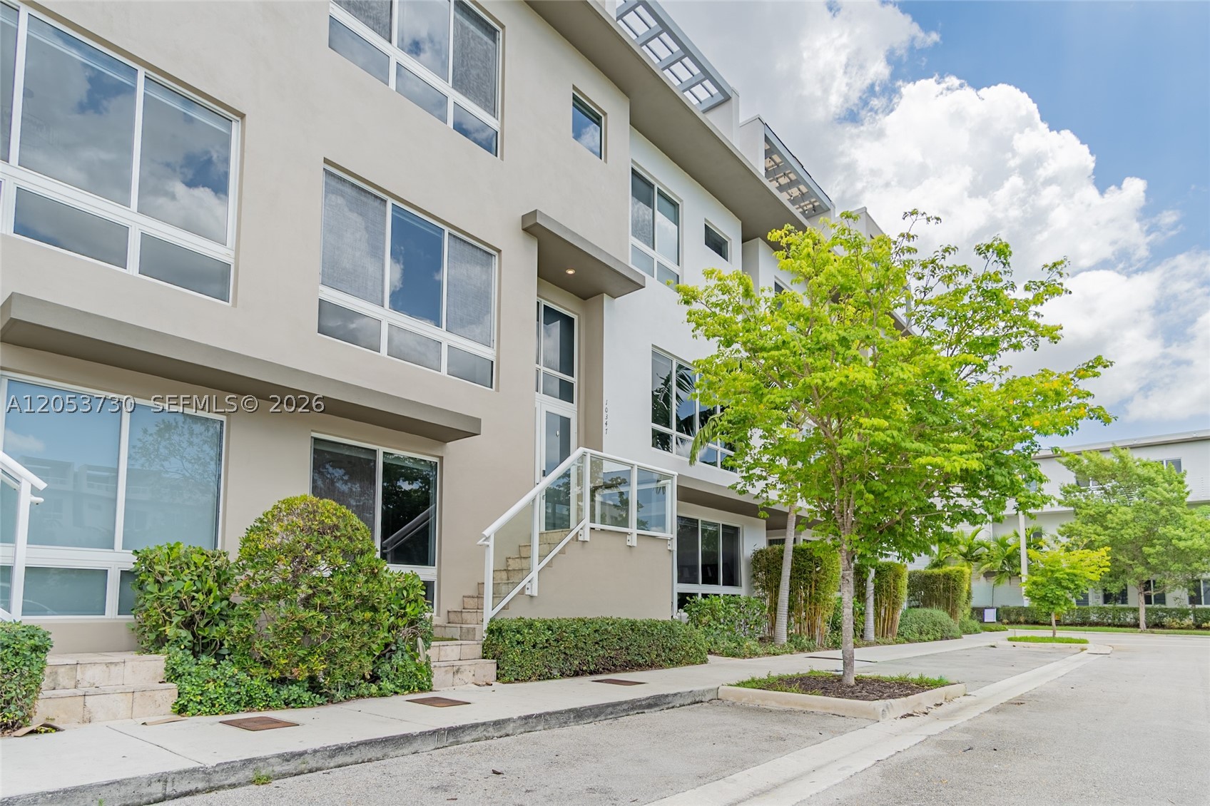 LANDMARK AT DORAL - Residential