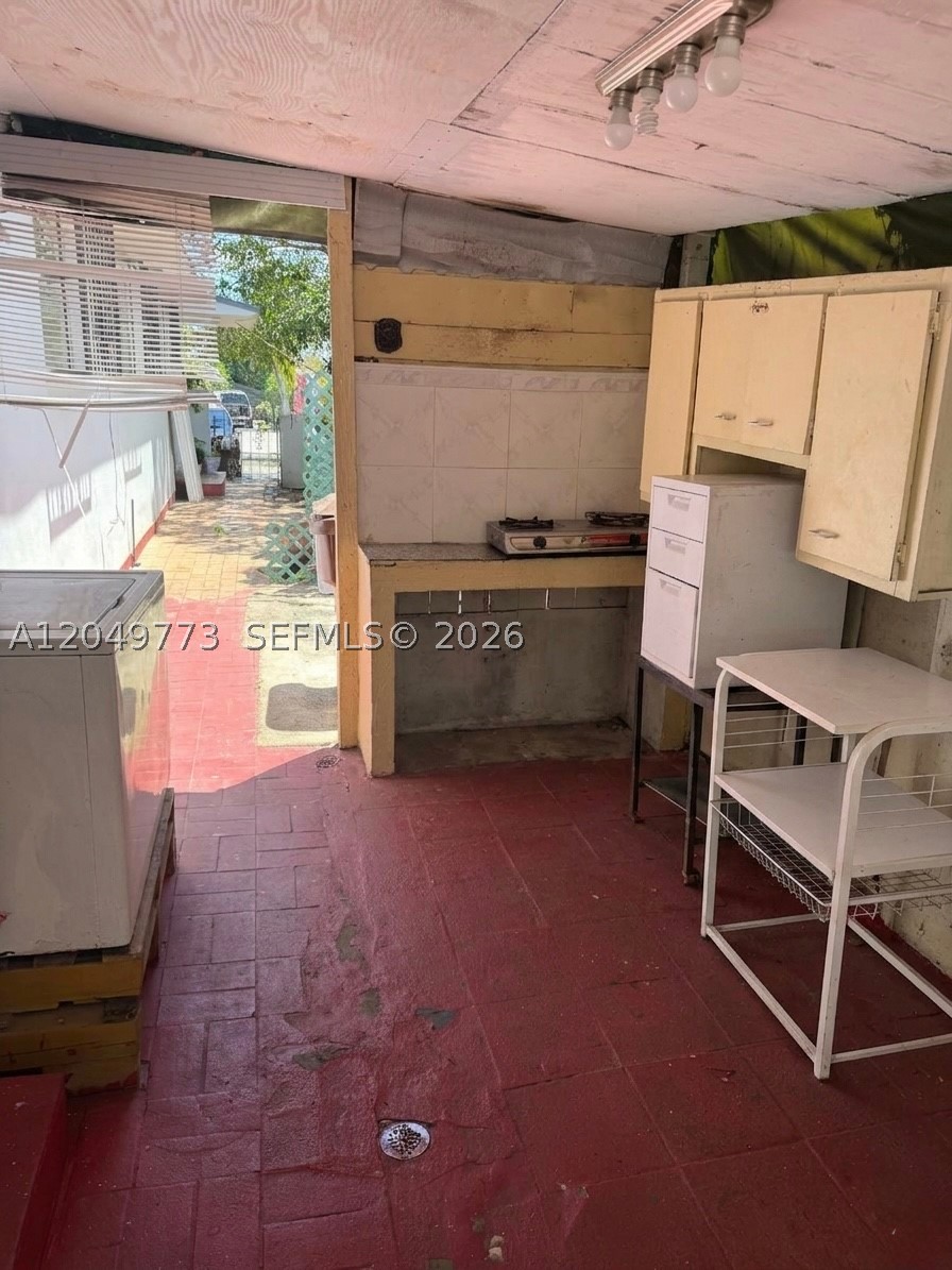 HIALEAH 3RD ADDN - Residential