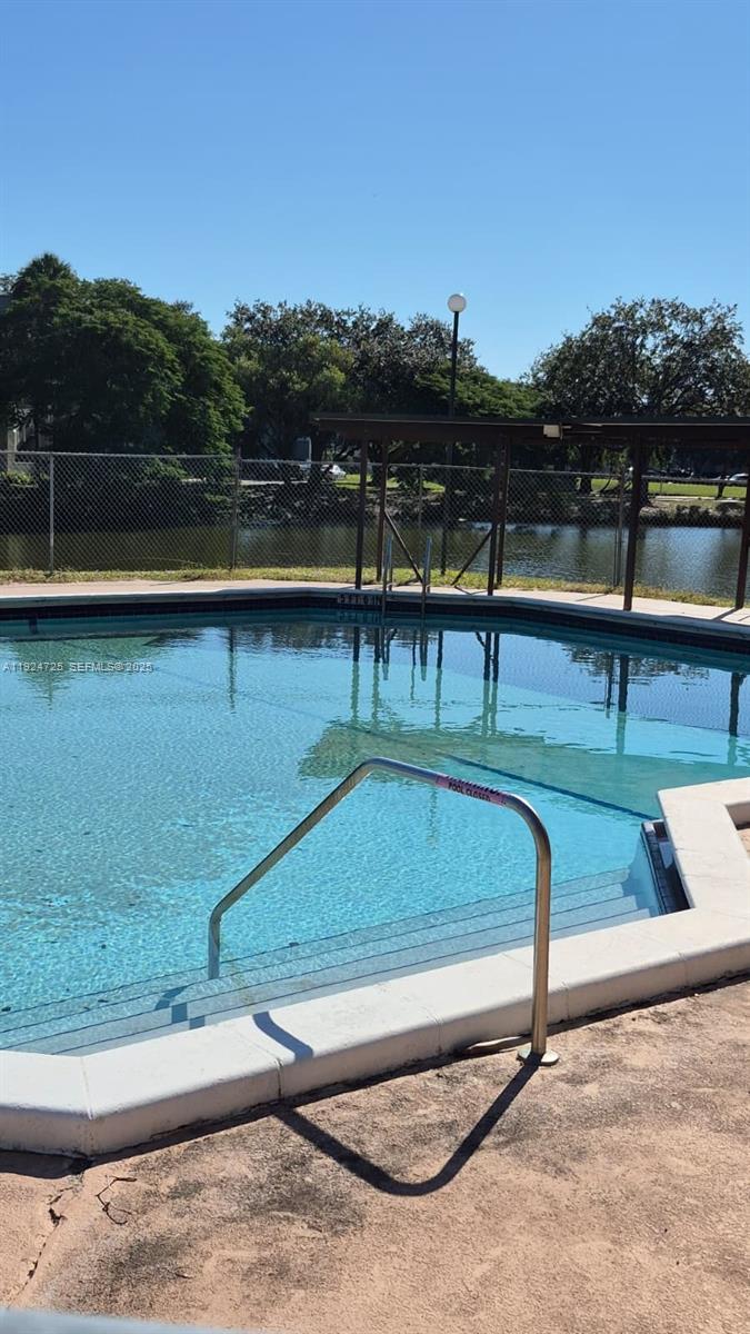 CARLISLE AT HAMPTONS WEST - Residential